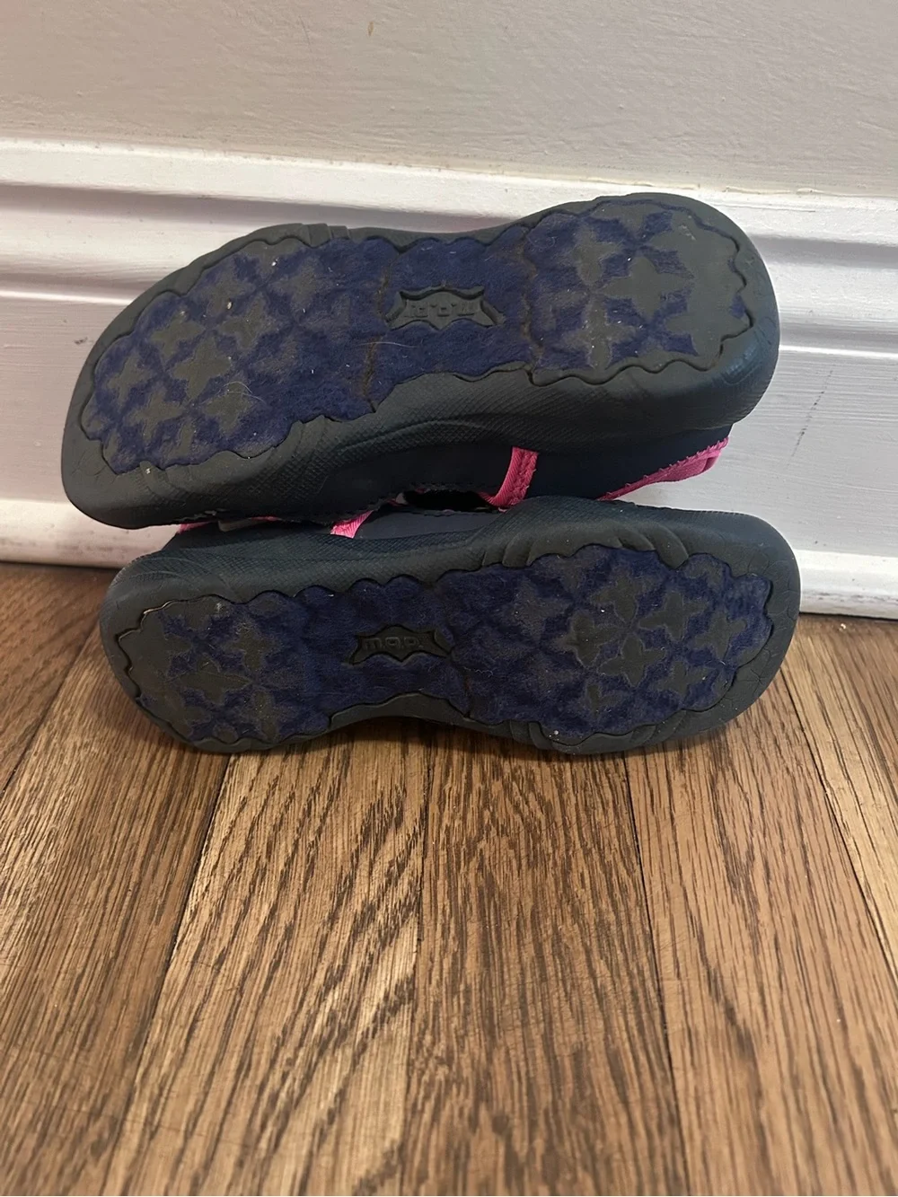 M.A.P. Niagara's Girls Sz 12 Navy & Pink Outdoor Fisherman's Sandals Water Shoes